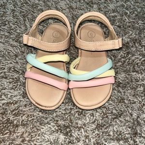 Cat & jack kari sandals size 6